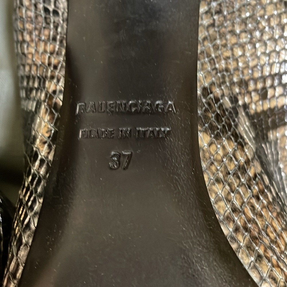 Balenciaga snakeskin mules size 37 never worn - Picture 3 of 6